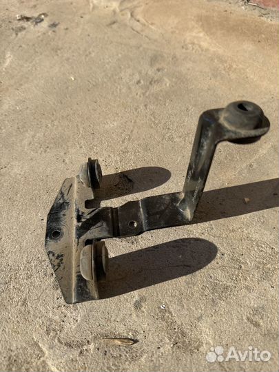 Кронштейн абс Ford Focus 2