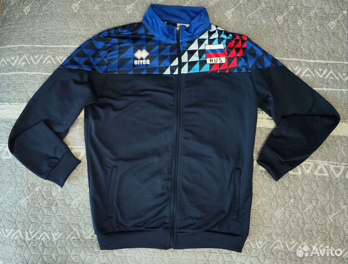 Спортивный костюм женский