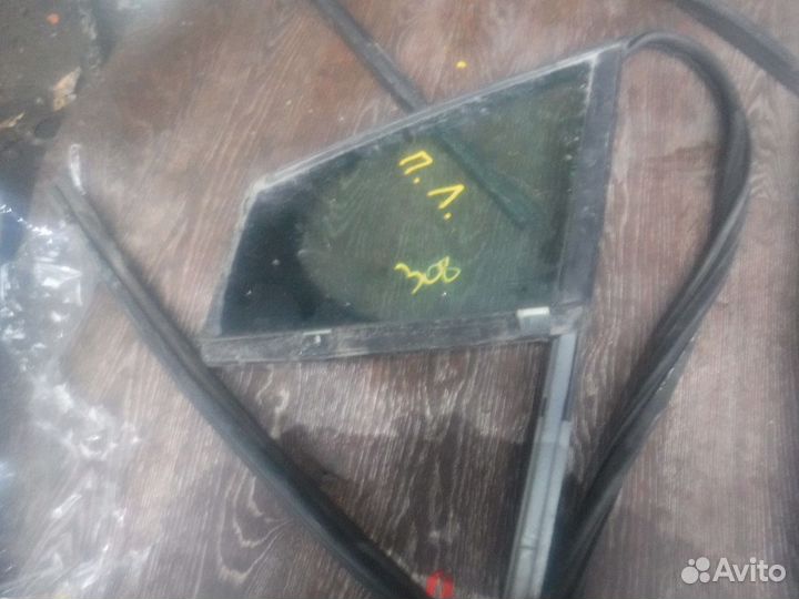 Форточка перед уплотнитель Peugeot 308 I 2007-201