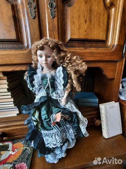 Куклы фарфоровые коллекционные неновые