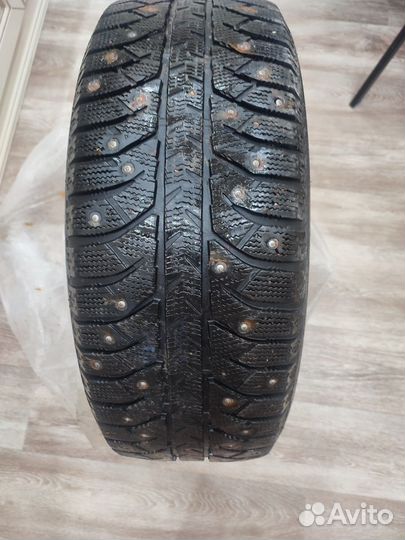 Bridgestone Ice Cruiser 7000S 205/55 R16 91