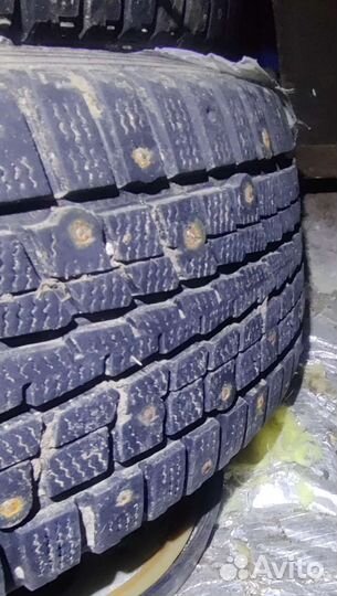Dunlop SP Winter Ice 02 205/60 R16