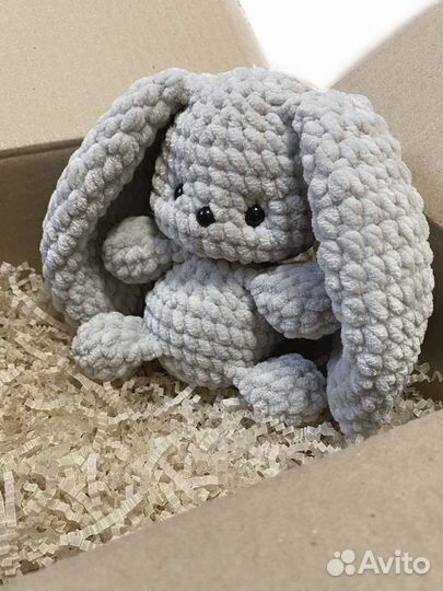 Вязаный зайчик (малыш)