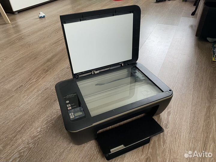 Принтер HP Deskjet Ink Advantage 2520hc