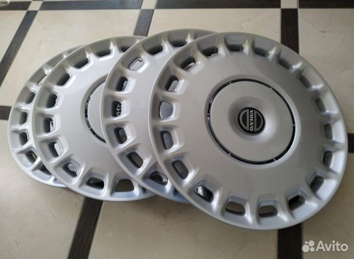 Колпаки R15 на Volvo S40 (оригинал)