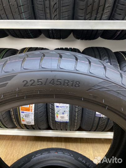 Triangle EffeXSport TH202 225/45 R18 95Y