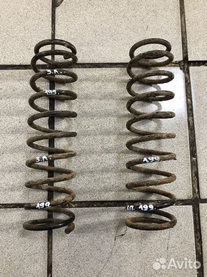 Пружина передняя задняя Mitsubishi Mirage V