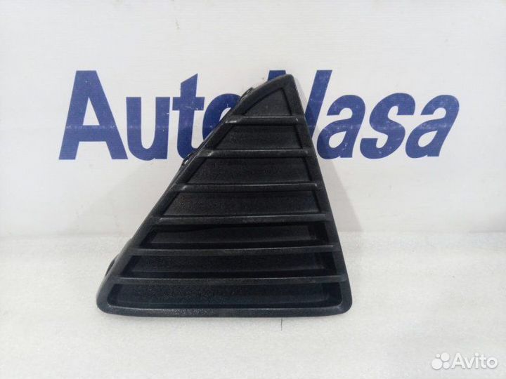 Решетка в бампер правая Ford Focus 3 2011-2019
