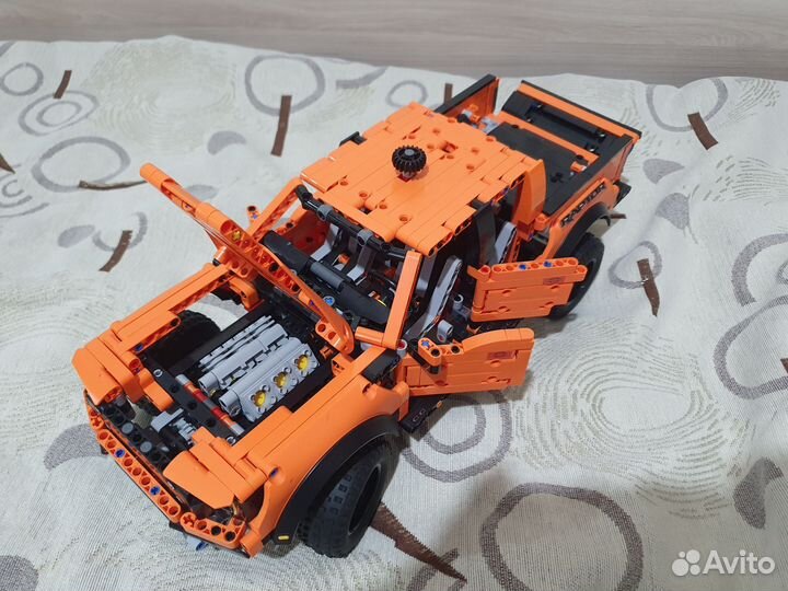 Конструктор lego Technic Ford F-150 Raptor