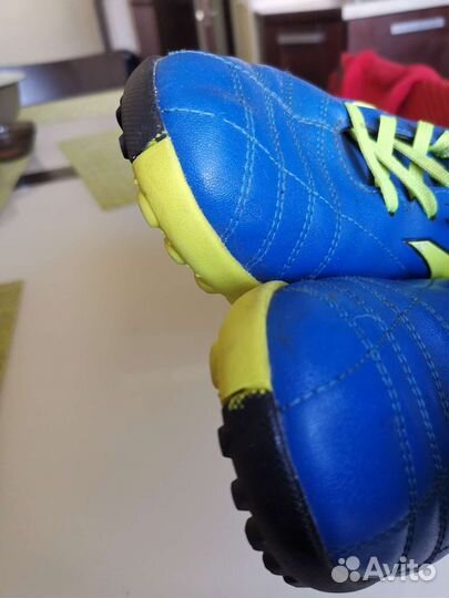 Футбольные шиповки