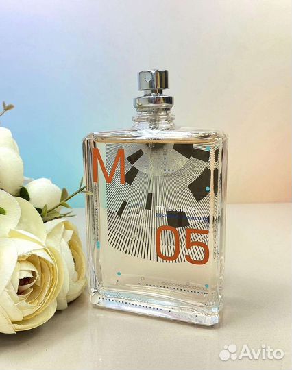 Escentric Molecules Molecule 05