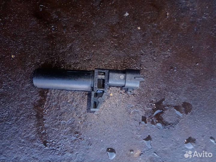 Датчик коленвала Mercedes Benz E W212 M271860