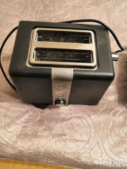 Продаю тостер. Бренд Vitek