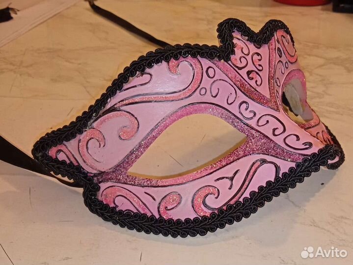 Карнавальная маска