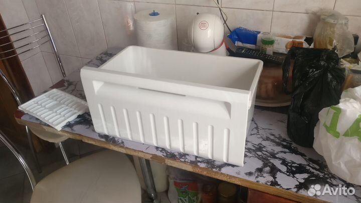 Ящик для морозильной камеры Stinol