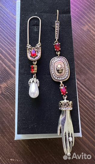 Alexander mcqueen серьги латунь