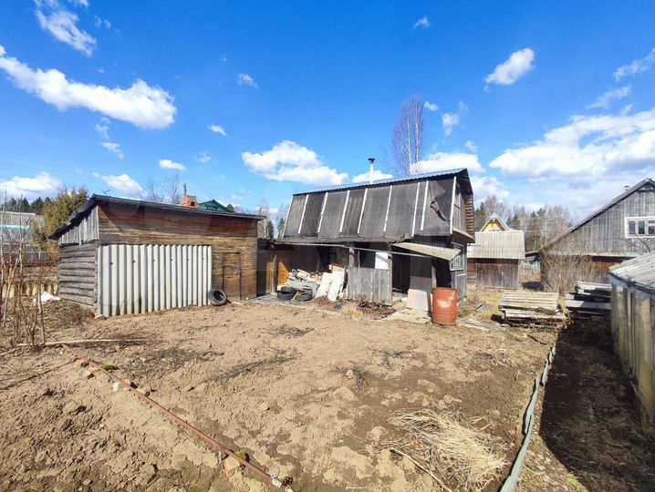 Дом 30 м² на участке 4 сот.