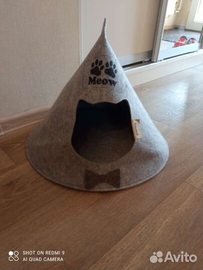 Лежанка для кошки или маленькой собачки