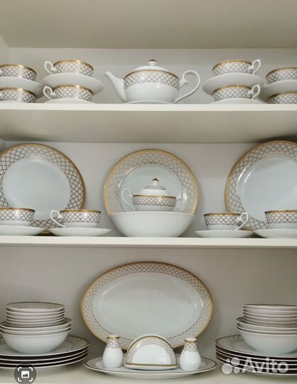 Набор столовой посуды на 12 персон