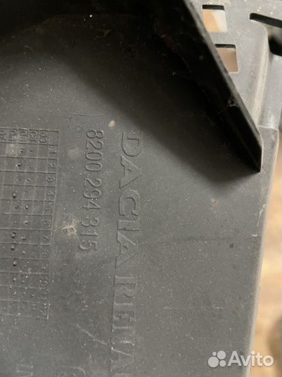 Накладка жабо левая правая рено логан сандеро