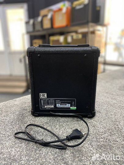 Гитарный комбоусилитель