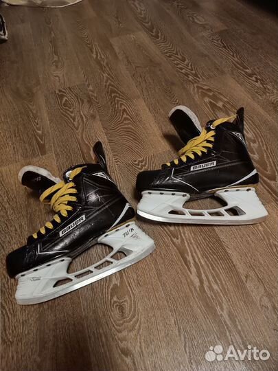 Хоккейные коньки bauer supreme s180, размер 9EE