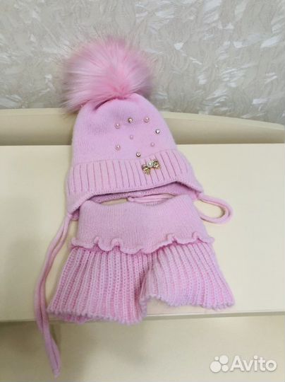 Шапка теплая со снудом для девочки