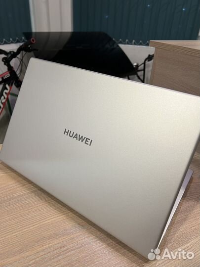 Huawei MagicBook BoD WDH9 Core i5 8/256Gb