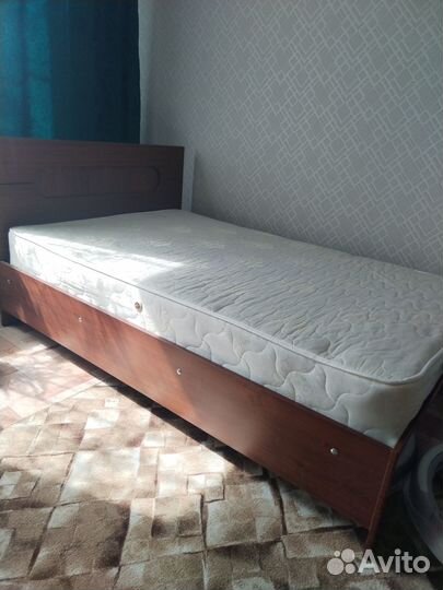 Кровать с матрасом 120х200 бу