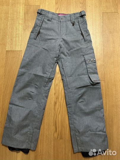 Сноубордический костюм женский