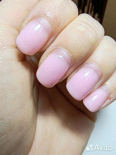 Модель на маникюр