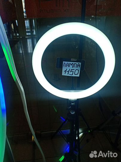 Световые светодиодные лампы и штативы (селфи лампы