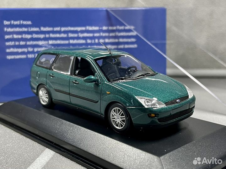 Дилерская модель Ford Focus Kombi 1:43