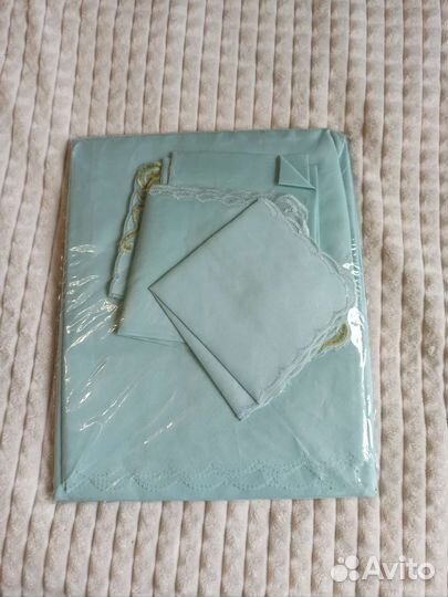 Скатерть с салфетками новая