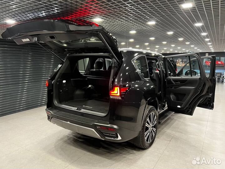 Lexus LX 3.3 AT, 2024, 15 км