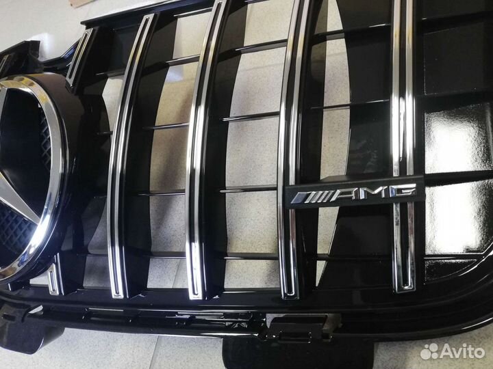 Решетка радиатора Mercedes GL W164