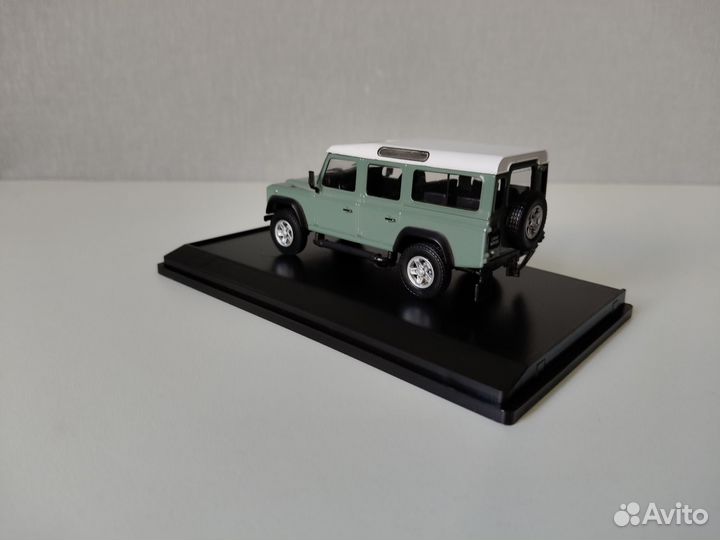 Модель Land Rover Defender 110