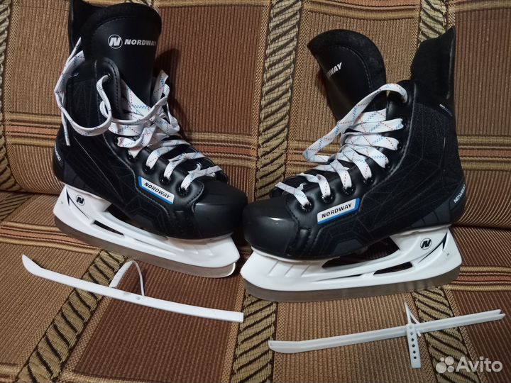 Новые Коньки хоккейные детские 34 размер