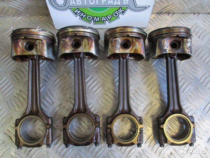 Поршень с шатуном Volkswagen Golf 4 1.6 AVU