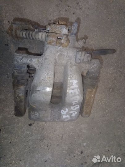 Суппорт тормозной передний, задний Опель Мерива