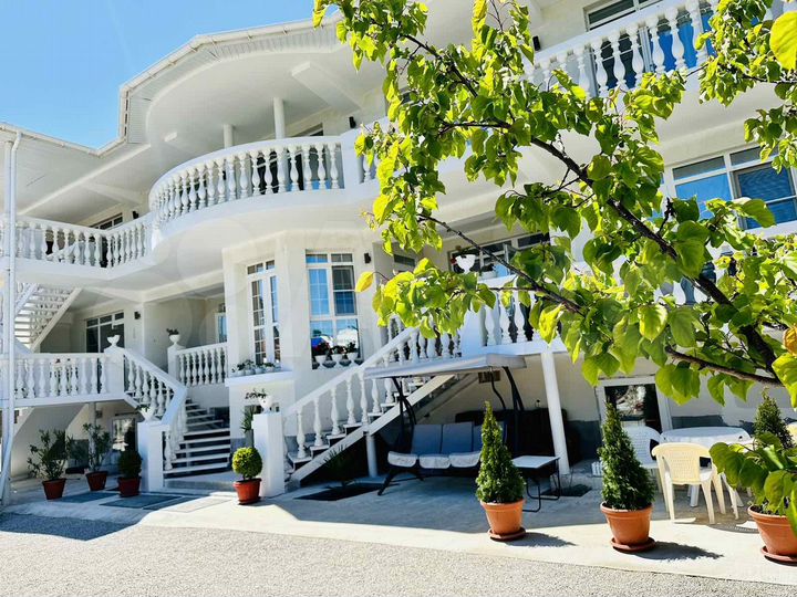 Комната 28,4 м², 2/2 эт.