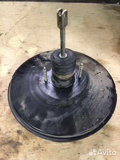 Вакуумный усилитель тормозов Renault Laguna 2