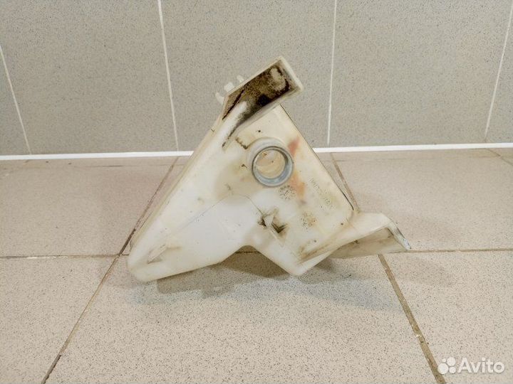 Бачок омывателя лобового стекла Suzuki Vitara