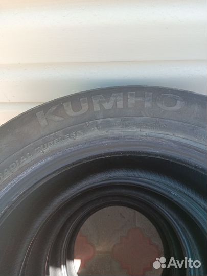 Kumho Ecsta HS51 215/55 R16