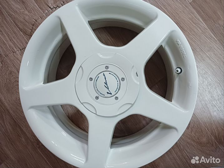 Литые диски R15