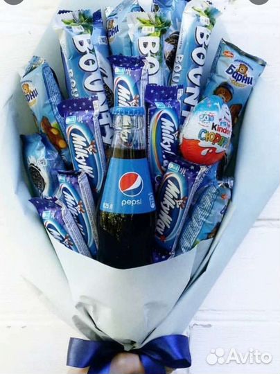 Торт из киндеров, конфет