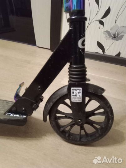 Самокат взрослый с большими колесами