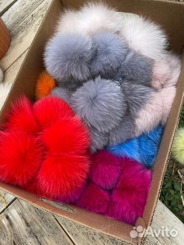 Меховые помпоны