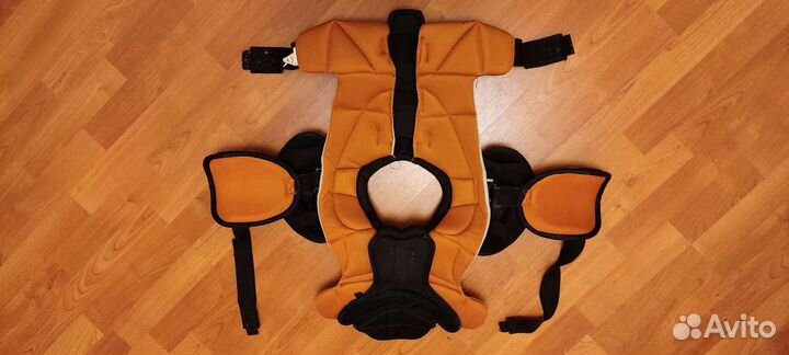 Нагрудник хоккейный Easton для подростка