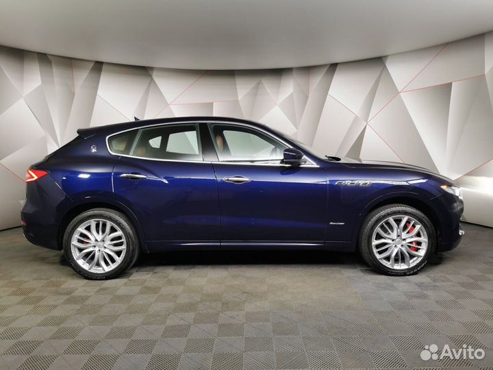 Maserati Levante 3.0 AT, 2018, 83 915 км